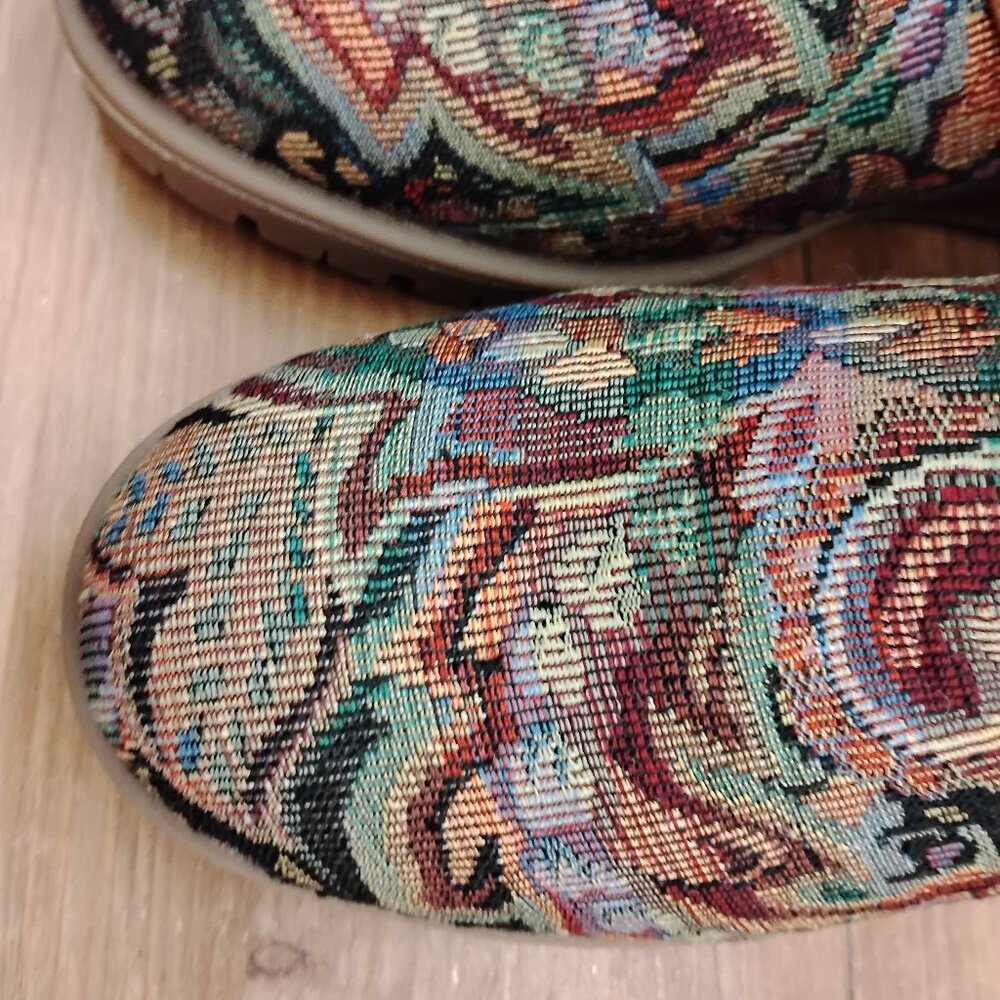 Muk Luks Tapestry Cognac Floral Mules - Picture 3 of 5